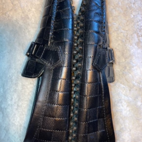 Louis Vuitton Hockenheim Moccasin, Black, size 38 main image 7